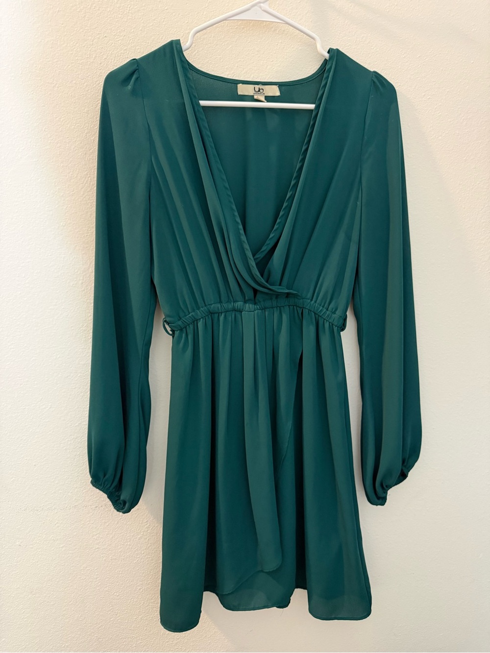 Los Angeles Emerald Green Chiffon Wrap Dress Long Sleeve Size Small